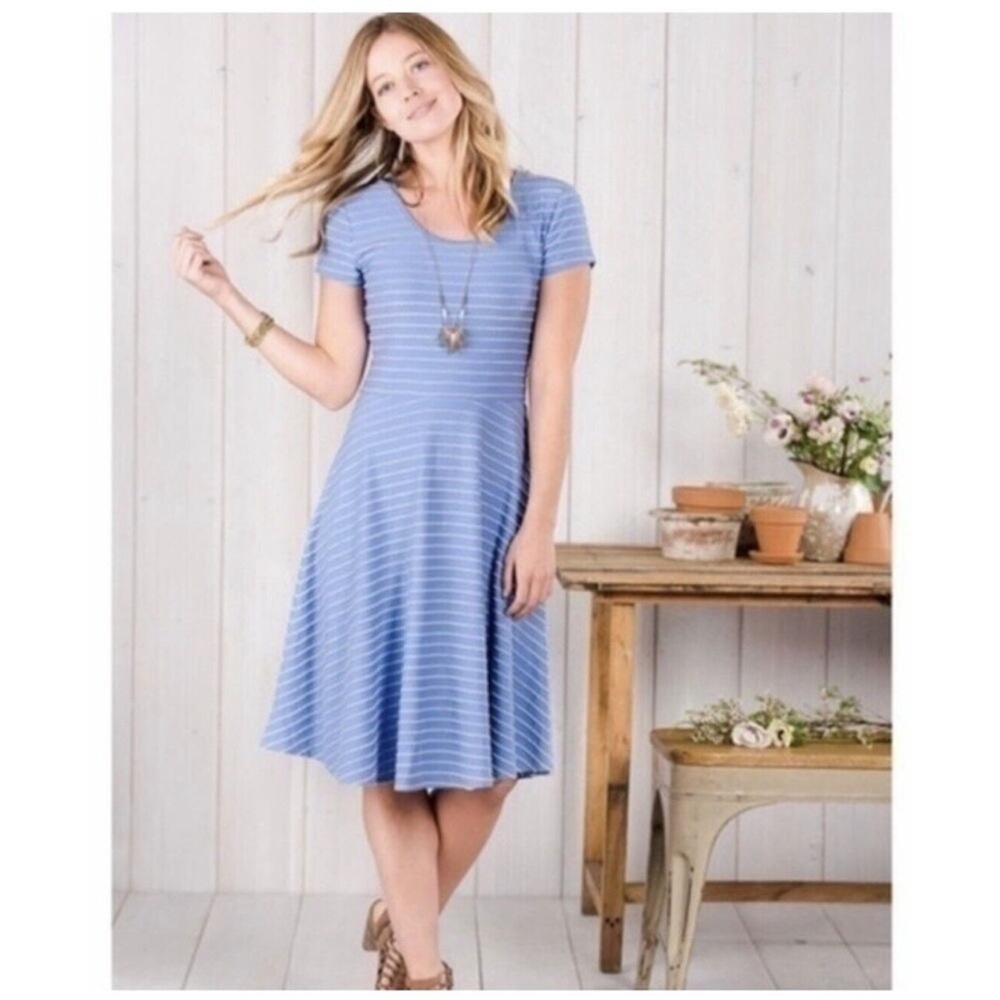 Matilda Jane Adventure Begins
Exploration Dress Womens Medium 
Periwinkle Swing